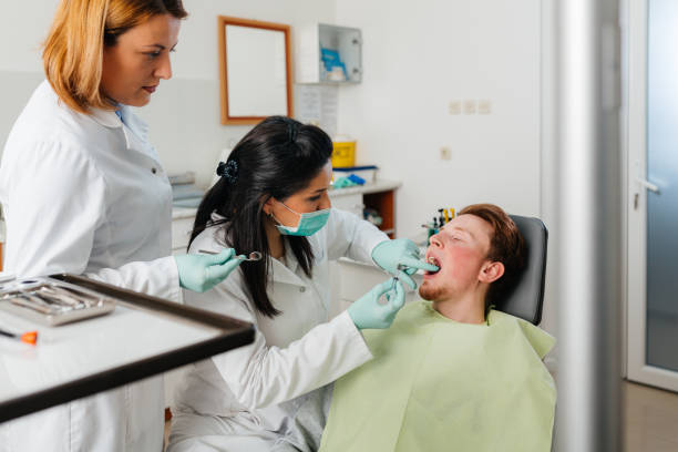 Best Tooth Infection Emergency Dentist  in Hugoton, KS